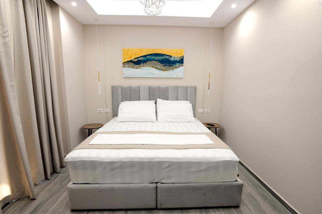Afrodite Suites Saranda Extérieur photo