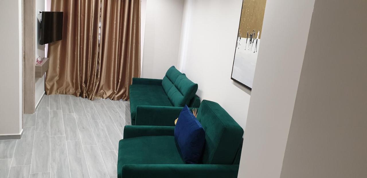 Afrodite Suites Saranda Extérieur photo